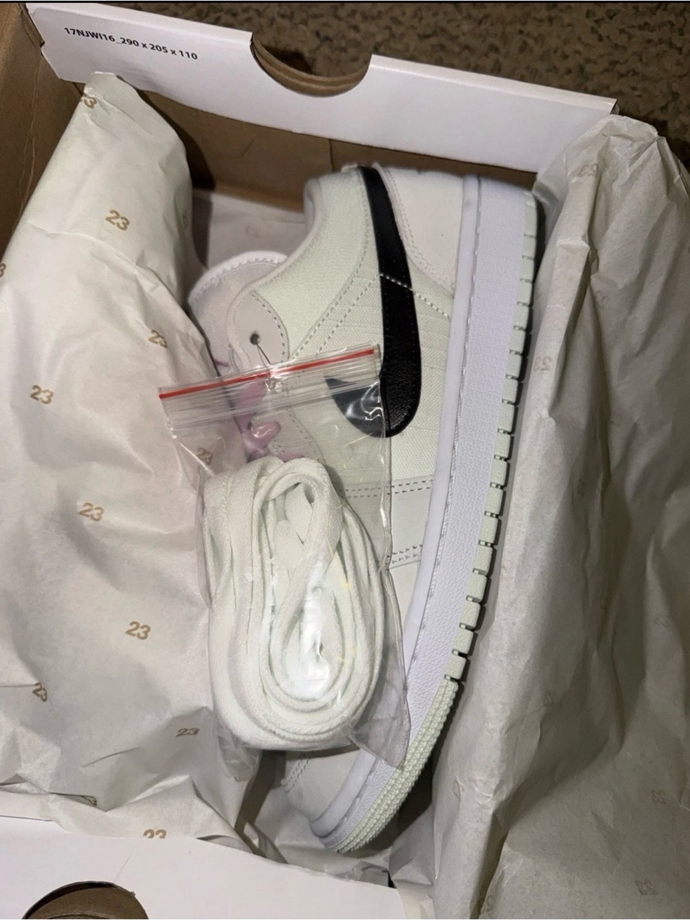 Women’s Air Jordan 1 Low SE Barely Green